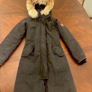 Canada Goose Black Arctic kids parka, Britannia w/ real fur
